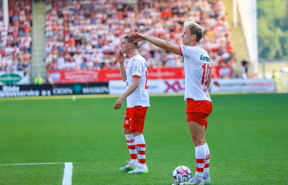 Nhận định, Soi kèo Valerenga vs Fredrikstad 19h30 ngày 20/9: Khó khăn bủa vây - Ảnh 2