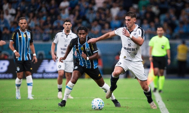 Soi kèo phạt góc Remo vs Gremio, 05h30 ngày 8/10 - Ảnh 1