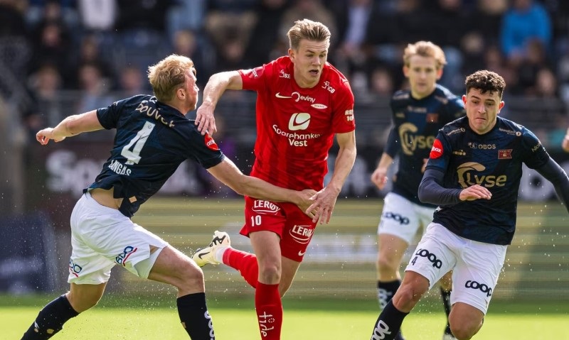 Nhận định, Soi kèo Brann vs Viking 00h00 ngày 10/10: Cầm chân đội đầu bảng - Ảnh 1