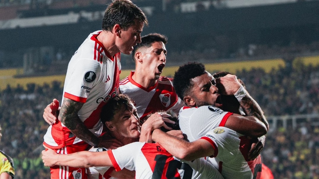 Nhận định, Soi kèo Sarmiento vs River Plate 05h00 ngày 15/10: Chênh lệch đẳng cấp - Ảnh 1