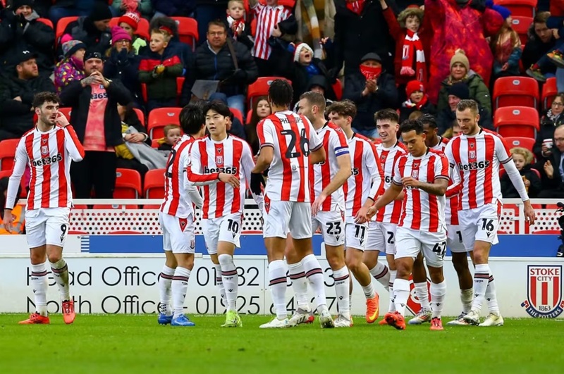 Nhận định, Soi kèo Stoke vs Middlesbrough 02h00 ngày 14/10: Chủ nhà hưng phấn - Ảnh 1