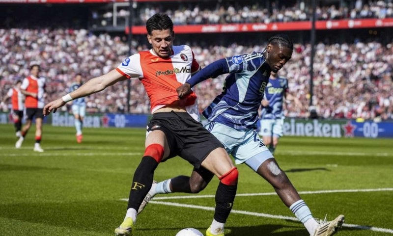 Soi kèo phạt góc Feyenoord vs Como, 23h45 ngày 14/10 - Ảnh 1