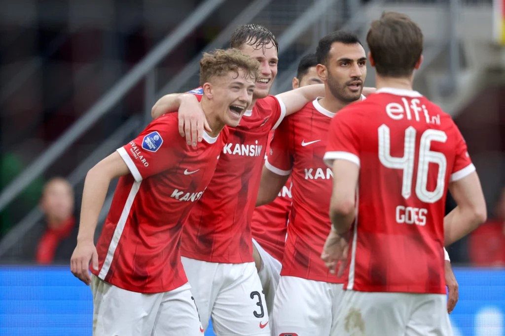 Nhận định, Soi kèo AZ Alkmaar vs Hapoel Beer Sheva 23h45 ngày 15/10: Tìm lại đà thăng hoa - Ảnh 2