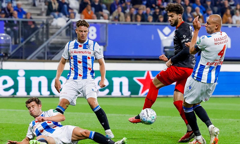 Soi kèo phạt góc Heerenveen vs Excelsior, 01h00 ngày 17/10 - Ảnh 1