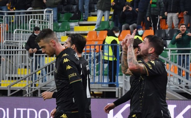 Nhận định, Soi kèo Venezia vs Napoli 20h00 ngày 17/10: Khó thoát khủng hoảng - Ảnh 1