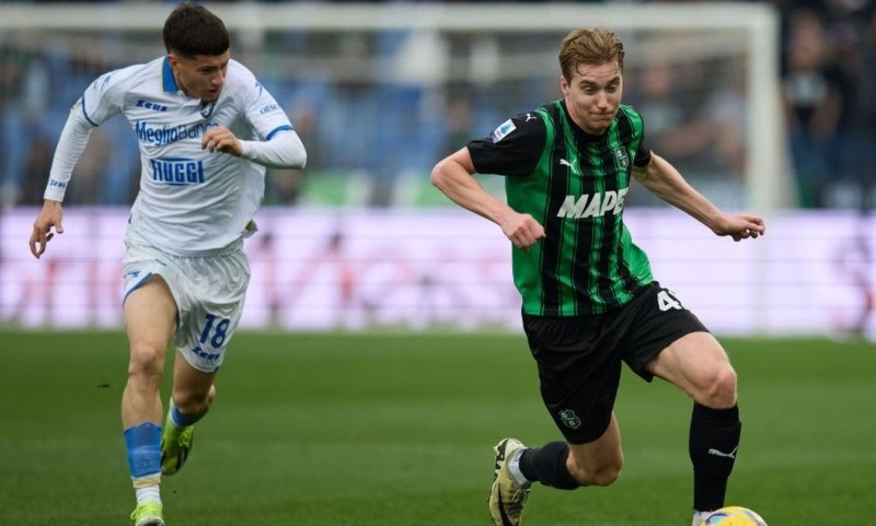 Soi kèo phạt góc Frosinone vs Sassuolo, 01h45 ngày 17/10 - Ảnh 1