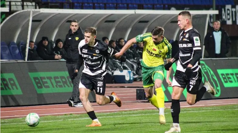 Nhận định, Soi kèo Torpedo Zhodino vs Naftan Novopolotsk 22h00 ngày 19/10: Xin điểm chủ nhà - Ảnh 1