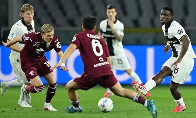 Soi kèo phạt góc Parma vs Torino, 01h45 ngày 20/10 - Ảnh 1