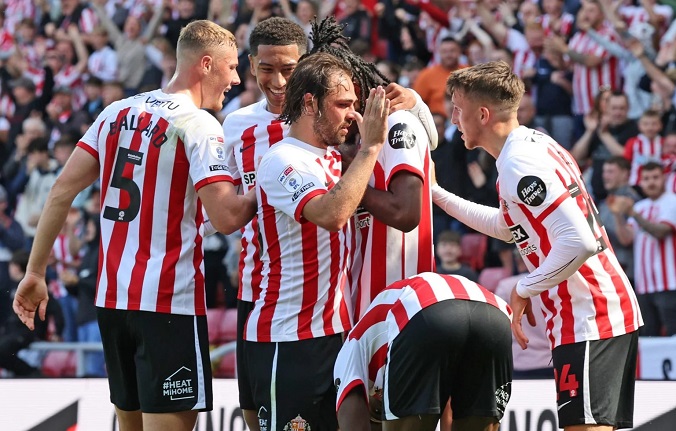 Nhận định, Soi kèo Lech Poznan vs Sunderland 23h45 ngày 22/10: Lợi thế cho Mèo đen    - Ảnh 1