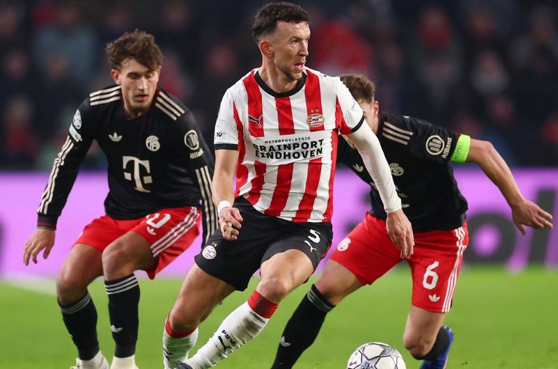 Nhận định, Soi kèo PSV Eindhoven vs Feyenoord 20h30 ngày 25/10: Chờ mưa bàn thắng - Ảnh 1
