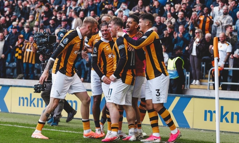 Soi kèo phạt góc Hull City vs Brentford, 21h00 ngày 25/10 - Ảnh 1