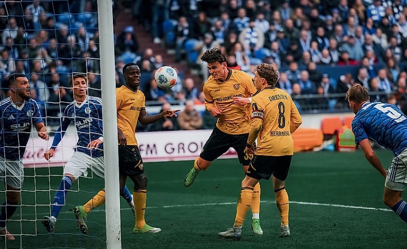 Nhận định, Soi kèo Dresden vs Schalke 0h00 ngày 29/10: Thắng đội hạng dưới - Ảnh 1