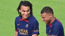 Real Madrid mua cả em trai Mbappe