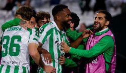 Soi kèo phạt góc Real Betis vs Fiorentina, 2h ngày 02/05