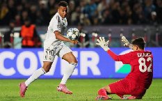 Mbappe tạo cột mốc lịch sử tại Cúp C1 châu Âu