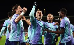 Ngược dòng đánh bại Brentford, Arsenal trở lại vị trí thứ hai tại Ngoại hạng Anh