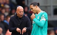 HLV Slot và Liverpool chốt thời điểm chia tay