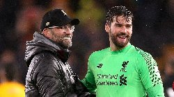 Cú sốc Alisson Becker ập đến Liverpool