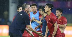 Báo Indo khẳng định ĐT Việt Nam đang dần tụt lại phía sau