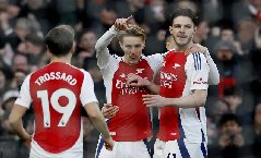 Vùi dập Man City, Arsenal tiếp tục ‘mơ’ về ngôi vương Ngoại hạng Anh