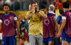 HLV bay ghế vì thất bại trước đội bóng của Messi tại Club World Cup