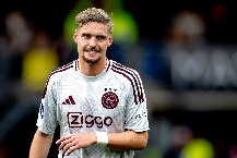 Soi kèo phạt góc Slavia Praha vs Ajax, 23h45 ngày 03/10