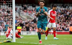 Arsenal thua sốc, Ngoại hạng Anh đứng trước cơ hội giành 7 suất tham dự cúp C1