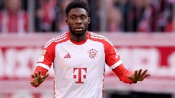 Bayern Munich giữ chân Alphonso Davies đến năm 2030