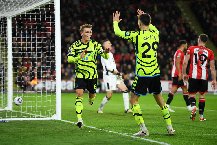 Arsenal phá kỷ lục được nắm giữ bởi Man City