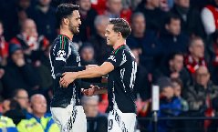 Arsenal đi vào lịch sử cúp C1 sau màn vùi dập PSV