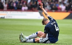 MU mất trụ cột ở bán kết lượt về cúp C2