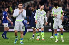 Man City hoà khó tin trước Everton