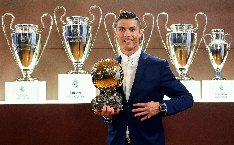 Cristiano Ronaldo: “Quả bóng vàng đang mất uy tín”