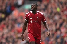Konate báo tin dữ cho Liverpool và ĐT Pháp