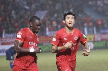 Đoàn Văn Hậu sang Singapore phẫu thuật gót chân, nghỉ thi đấu 6 tháng