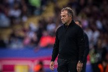 HLV Flick bất ngờ muốn rời Barcelona