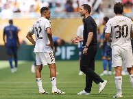 Real Madrid ‘chấp’ đối thủ hậu vệ phải trong 1 tháng tới