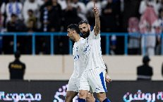 Benzema lập hat-trick ngay trận ra mắt Al Hilal