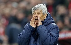 HLV Lucescu đang trong tình trạng nguy kịch