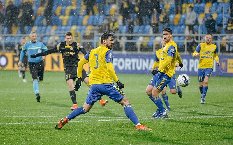Nhận định, Soi kèo Arka Gdynia vs Zaglebie Lubin 0h00 ngày 8/4: Thế trận giằng co