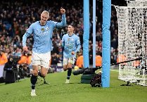 Man City thắng tối thiểu Brentford, áp sát nhóm dẫn đầu Ngoại hạng Anh