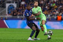 Hai trụ cột Barcelona chấn thương, nguy cơ lỡ Siêu kinh điển