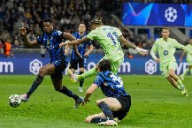 Inter và Barcelona san bằng kỷ lục ở cúp C1