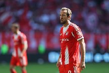 Harry Kane chạm cột mốc lịch sử của Ronaldo