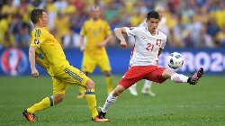 Soi kèo phạt góc Ba Lan vs Ukraine, 1h45 ngày 08/06