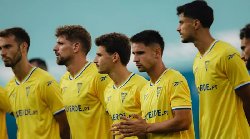 Nhận định, Soi kèo Estoril Praia vs Famalicao 02h15 ngày 8/8: Khách khó nhằn