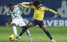 Nhận định, Soi kèo Estoril Praia vs Moreirense 22h30 ngày 7/12: Chuyến đi khó khăn