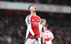 Arsenal bị Newcastle nhấn chìm ngay tại Emirates