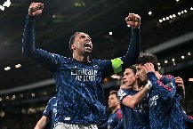 Arsenal rộng cửa vào bán kết Cúp C1 châu Âu