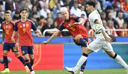 Soi kèo phạt góc Peru vs Tây Ban Nha, 9h00 ngày 9/6